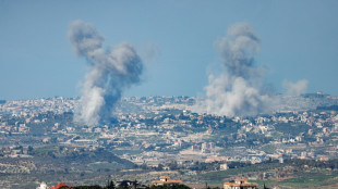 L'Iran sous le feu isra&eacute;lo-am&eacute;ricain, Trump dit avoir "presque tout d&eacute;truit"