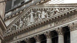 Wall Street apre positiva con occupazione aprile, Dj a +0,39%, Nasdaq a +0,60%