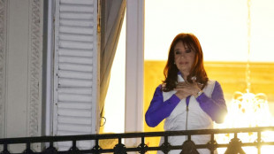 Un tribunal argentino repasa los testimonios de sobornos en el megajuicio contra Kirchner