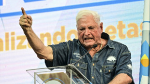 El condenado expresidente panameño Martinelli viaja asilado a Colombia