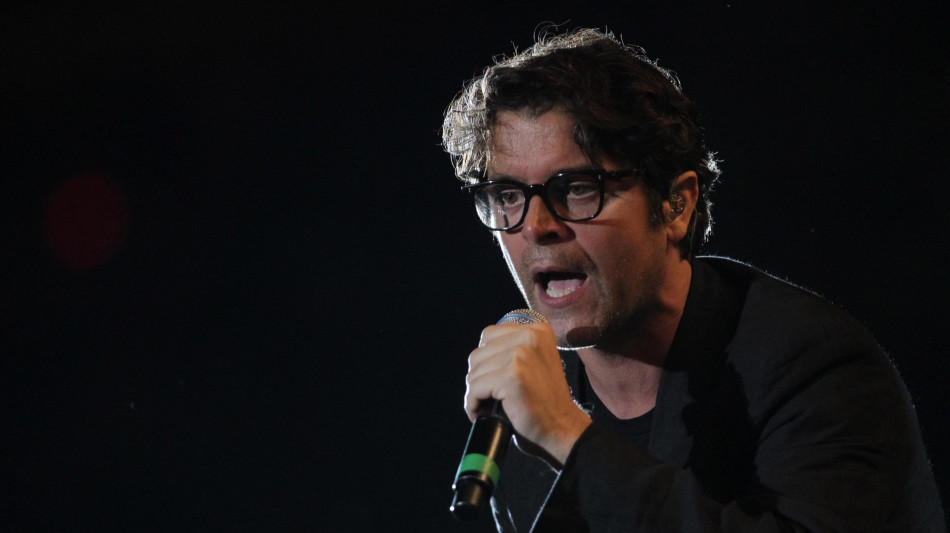 Samuele Bersani, 'stop per motivi di salute, torner&ograve; presto'