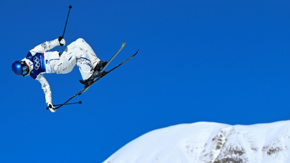 Freeski star Gu survives major scare in Olympic slopestyle