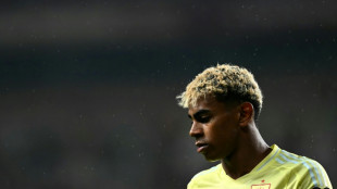 Técnico do Barcelona critica seleção espanhola pela lesão de Yamal