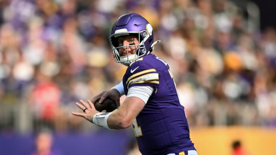 Murray out with concussion so Wentz will start for Vikings