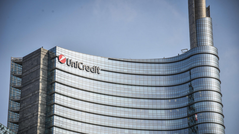 Unicredit, accordo non vincolante per cedere parte Russia a investitore Emirati