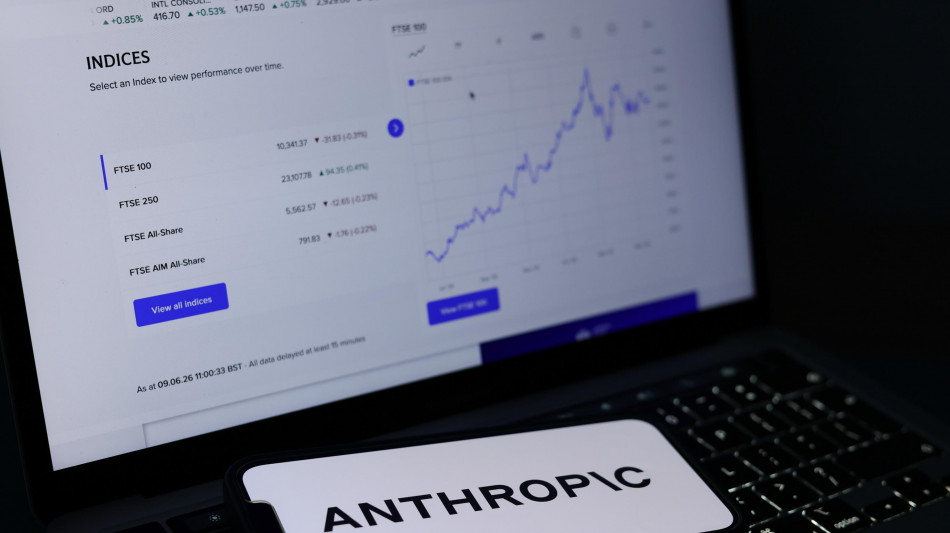 Anthropic sospende i modelli IA pi&ugrave; potenti su pressioni governo Usa