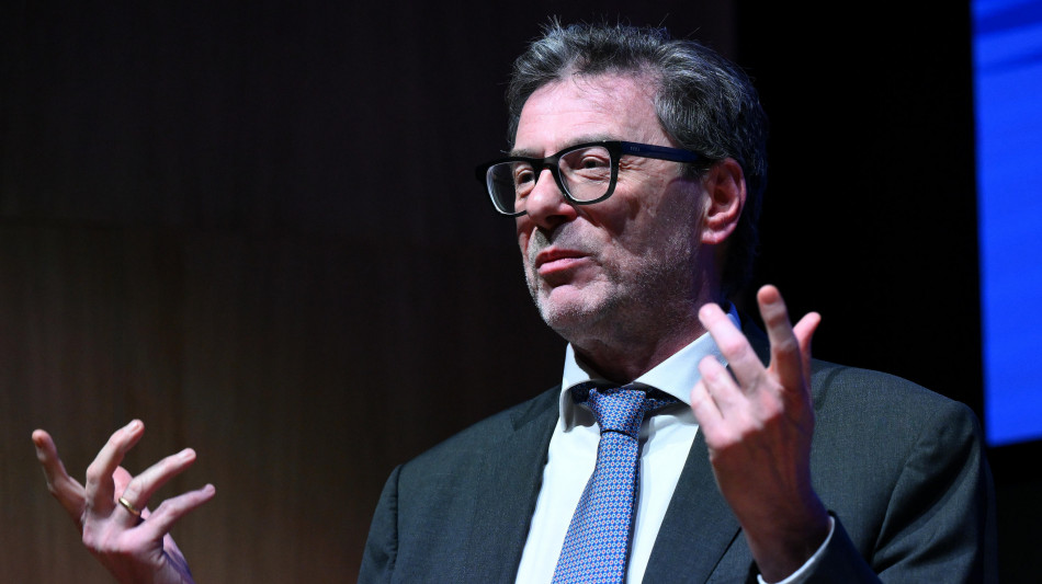 Dazi: Giorgetti, negoziato non semplice. Serve compromesso