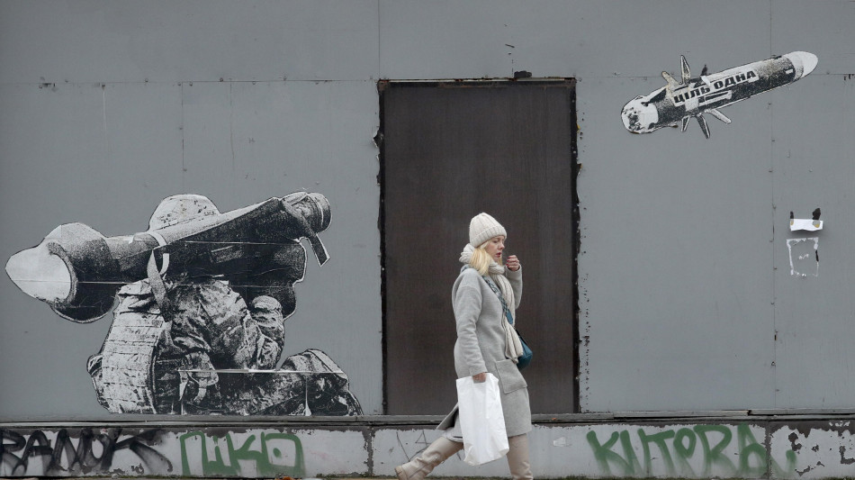 Raid russi sull'Ucraina: 5 morti a Kharkiv, 18 feriti a Kiev