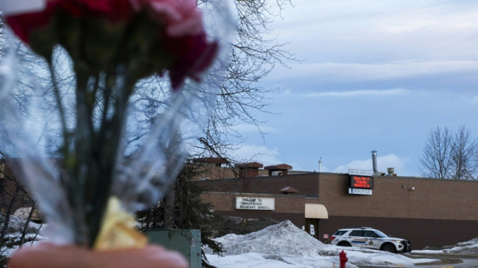Canada PM to visit town in mourning after mass shooting