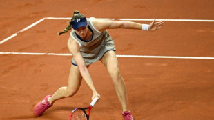 Rybakina vence Zheng de virada e avan&ccedil;a &agrave;s oitavas do WTA 1000 de Madri