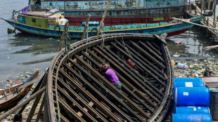 Al menos 23 muertos en Banglad&eacute;s tras naufragar un barco