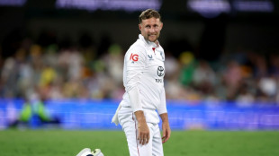 Root says England still 'well and truly' in second Ashes Test