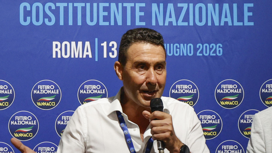 Vannacci, il femminicidio non esiste, &egrave; un omicidio come tutti gli altri