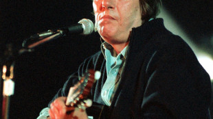 Genova ricorda i 27 anni della morte di De Andr&eacute;, Salis 'ci manchi'