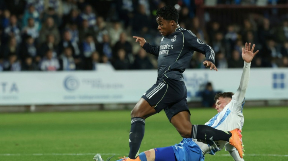 Lyon confia em 'efeito Endrick' para turbinar seu ataque