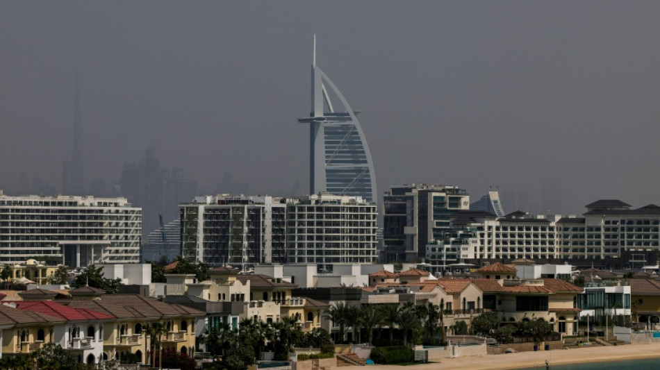 "Es hora de irse": los ultrarricos de Dub&aacute;i pagan un dineral para huir de la guerra