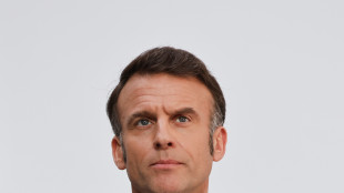 Macron, deciso all'unanimità no alla revoca sanzioni russe