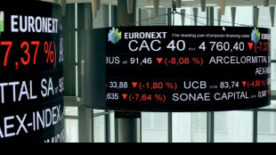 La Bourse de Paris mise sur la prudence et termine en l&eacute;g&egrave;re baisse
