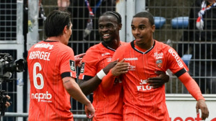 Lorient garante acesso à Ligue 1 um ano depois de seu rebaixamento