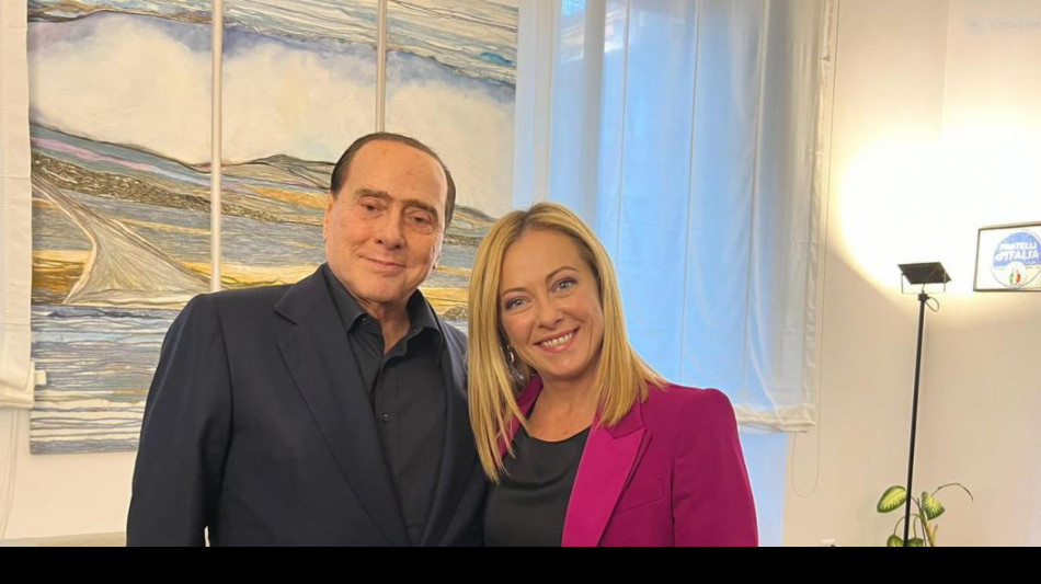 Meloni, eredit&agrave; Berlusconi vive in battaglie che portiamo avanti