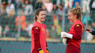 DFB-Frauen mit Johannes im Tor gegen Frankreich