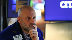 Wall Street mise sous pression par la mauvaise passe de la tech