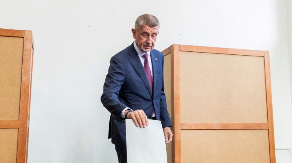 Législatives en République tchèque, le milliardaire "trumpiste" Babis favori