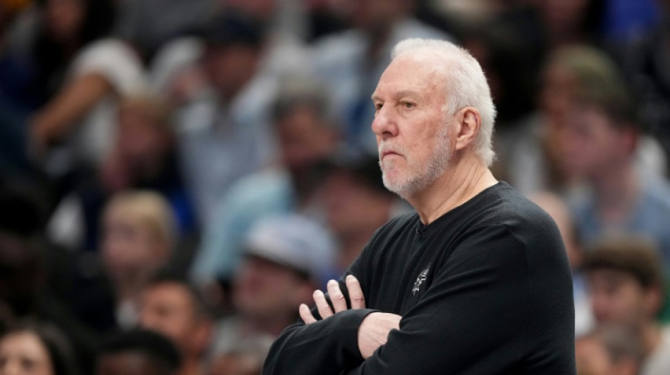 Popovich se aposenta do cargo de técnico do San Antonio Spurs após 29 temporadas