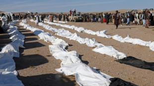 Afganist&aacute;n rebaja el balance del sismo del s&aacute;bado a "m&aacute;s de 1.000 muertos"