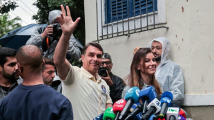 Los brasile&ntilde;os votan para decidir el re&ntilde;ido duelo entre Lula y Bolsonaro
