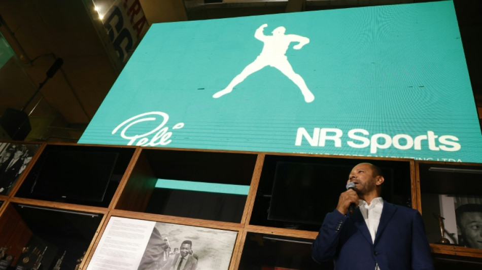 Empresa do pai de Neymar anuncia compra da marca Pel&eacute;