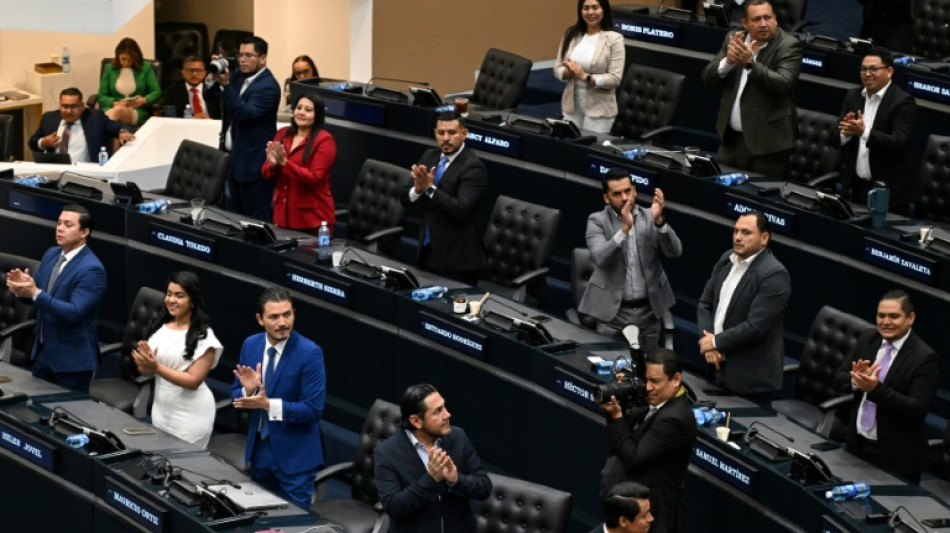 El Salvador aprueba la prisi&oacute;n perpetua para menores criminales