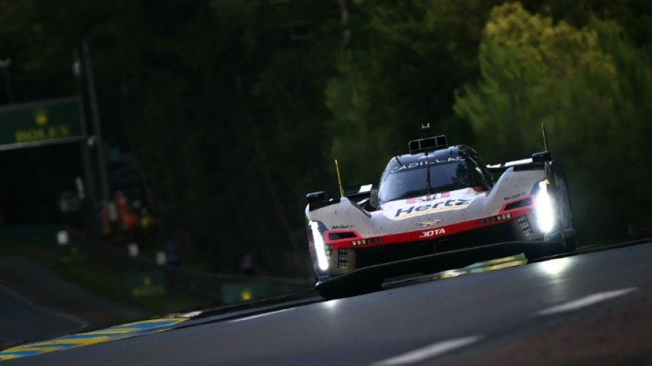 24 heures du Mans: Cadillac en t&ecirc;te au petit matin, la bataille fait rage